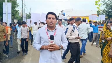 मुख्यमंत्री डॉ मोहन यादव पहुंचे कालापीपल,रोड शो में हुए शामिल।