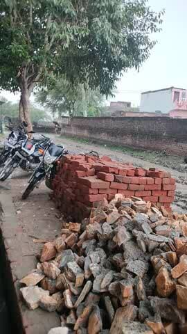 देवली क प्रताप कॉलोनी क रोड क हालत बहुत खराब प्रशासन को धिक नही रहा की क्या हो रहा बचे ओर जवान् सब परेशान हो रहे ह@