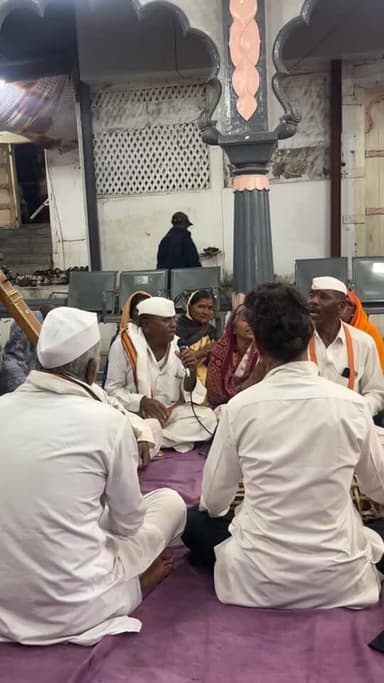 Live : पुण्यात आज विविध ठिकाणाहून दिंड्याचे आगमन , भक्तिरंगात वारकरी ..