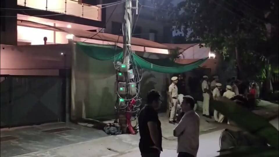 गुरुग्राम में 4 बदमाश एनकाउंटर में ढेर
#Gurugram #GurugramNews #Encounter #HaryanaNews