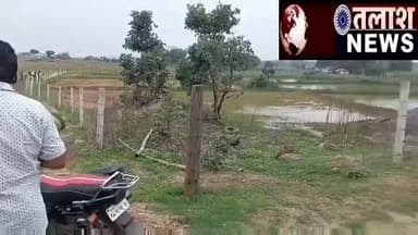 📍 बंजारी, जिला सीधी (मध्यप्रदेश)
🚨 स्कूल का रास्ता बंद… तो सड़क बनी क्लासरूम!
सीधी जिले के बंजारी गांव में शिक्षा व्यवस्था की हकीकत सामने आई है। स्कूल का रास्ता अवरुद्ध होने के कारण बच्चों को स्कूल तक पहुंचना मुश्किल हो गया है। मजबूरी में शिक्षक ने सड़क पर ही क्लास लगाकर बच्चों की पढ़ाई जारी रखी — लेकिन सवाल ये है कि आखिर कब तक?
👉 क्या यही है हमारी शिक्षा व्यवस्था?
👉 क्या मासूम बच्चों को सड़क पर बैठकर पढ़ना पड़ेगा?
यह मामला सिर्फ एक रास्ते का नहीं, बल्कि बच्चों के भविष्य का है। ग्रामीणों और अभिभावकों ने प्रशासन से जल्द समाधान की मांग की है।
🙏 सीधी जिले के जिम्मेदार लोगों से निवेदन है कि तत्काल संज्ञान लेकर बच्चों को सुरक्षित स्कूल पहुंचने का रास्ता सुनिश्चित करें।
अगर आज समाधान नहीं हुआ, तो कल यही बच्चे शिक्षा से दूर हो जाएंगे।
प्रशासन जागे… बच्चों का भविष्य दांव पर है!
#सीधी #Sidhi #MPNews #EducationCrisis #GroundReport #TalashNewsNetwork #बंजारी #CollectorSidhi #SchoolIssue #RightToEducation