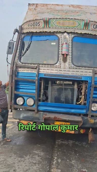 सुपौल पुलिस ने ट्रक से 240 बोतल बियर जब्त की: भूटान से इंदौर जा रहे कंटेनर से भपटियाही में हुई बरामदगी।
Supaul, Bihar - सुपौल - बिहार Supaul Police सुपौल पुलिस Home Department, Govt. of Bihar Saraigarh Bhaptiyahi, Supaul Bhaptiyahi Supaul Supaul Supaul Samrat Choudhary सुपौल बिहार Viral99