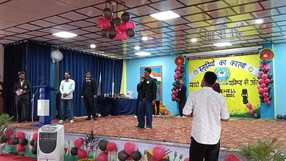 फ्रेशर्स पार्टी 2026
बी.एड.-एम.एड. डिग्री कॉलेज नोगली बलना में जूनियर ने किया सीनियर विद्यार्थियों का भव्य स्वागत। प्रतिभा, उत्साह और नई उम्मीदों से सजा यह आयोजन सभी के लिए यादगार बन गया।
#FreshersParty2026 #BEd #MEd #CollegeLife #Students #RampurBushahr #HimachalPradesh #Education #KalamJeetK