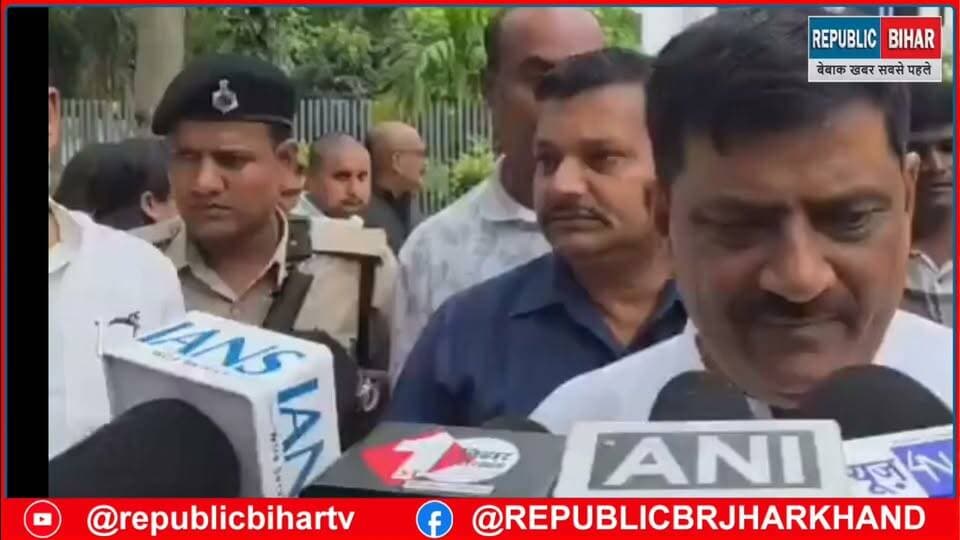 CM सम्राट के घर बड़ी बैठक आज
क्या बोली जदयू देखिए
#samratchaudharibihar #PatnaNews