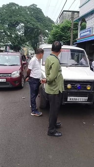 প্রভাস মন্ডল এনকাউন্টারের তদন্তে CID তদন্তকারী আধিকারিকরা
CID investigating officers probing the Prabhas Mondal encounter.
#reelsviralシfbreelsviralシfb
Lo#biswajit34
#fbyシvideo
#viralreels
#viralreelschallenge #reelsinstagram #reelschallenge #viralshorts
#anirbanganguly #viksitBharat #vote4bjp#HumHaiModiKaParivar#AbkiBar400Par #followers #frinds
#viral
#cancer
#hairdonation
#viralpost
#reelsviralシ #BJPNEWS #baruipurupdate #reelsviralシ #baruipurcollage #BaruipurIncident #trendingreels #reelsfacebook #TMC #BJPNEWS #BaruipurNews #mutton #khasi #baruipurpolice #CPIM #murders #BaruipurNews #sonarpurnews #সোনারপুর #BaruipurNews #ক্যানিং #জয়নগর #বারুইপুর #follower #Baruipur #Sonarpur #Baruipur #Exclusive
#TranningNews