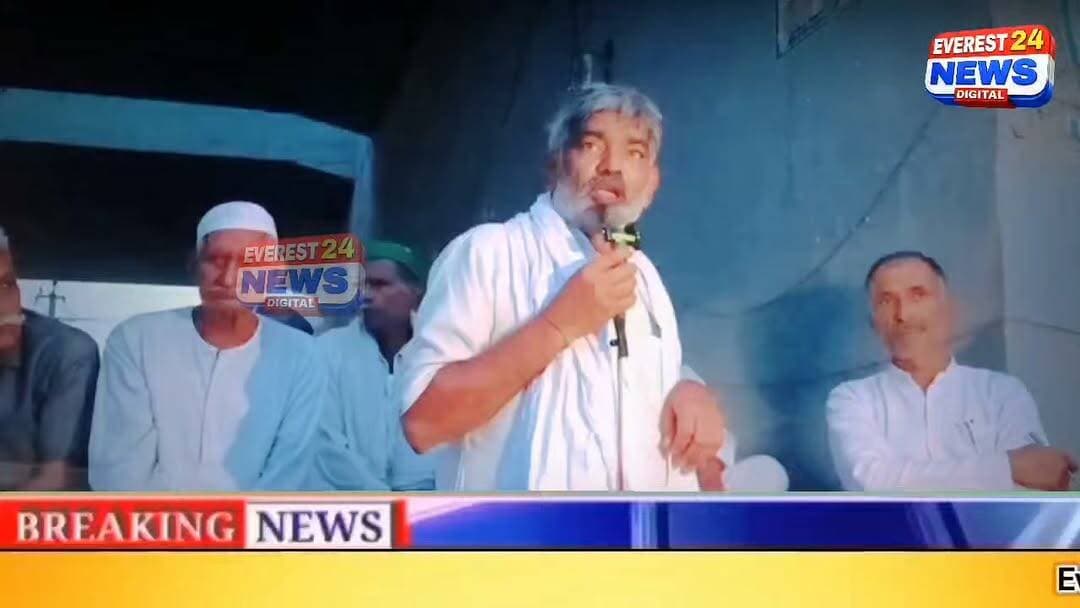 दिल्ली देहरादून इकोनामिक कॉरिडोर पर कट की मांग को लेकर चल रहे धरने में गांगनौली धरना स्थल से राजेंद्र चौधरी का बड़ा बयान, रविवार की बैठक में होगा बड़ा फैसला!
#Gangnauli #Baghpat #KisanProtest #kisan