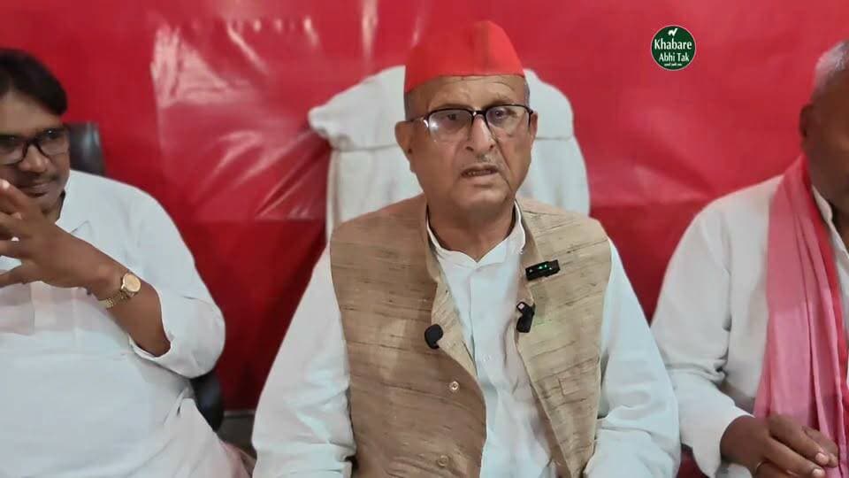 "सपा जिलाध्यक्ष दूधनाथ यादव ने किया ऐलान, मधुबन विधानसभा से लड़ेंगे चुनाव"
#Mau #Madhuban #DudhnathYadav #SamajwadiParty