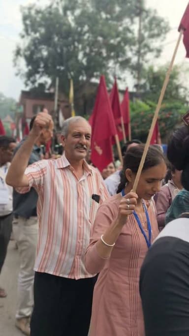 मॉल रोड सोलन पर ज्ञान विज्ञान समिति सोलन द्वारा निकाली गई जागरूकता रैली...