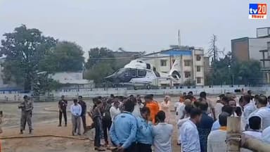 3 मिनट तक हवा में मंडराता रहा सम्राट चौधरी का हेलीकॉप्टर, कार्यक्रम स्थल पर मची अफरा-तफरी
#trendingreels #facebookreels #foryouシ #facebookviral