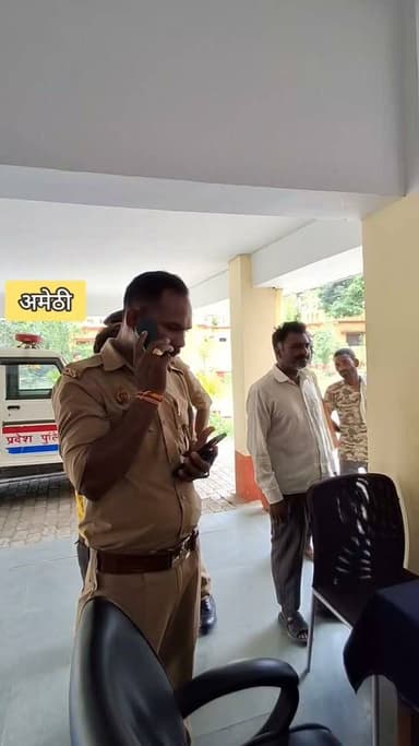 जगदीशपुर व कमरौली थाना समाधान दिवस में भूमि विवादों की गूंज। आठ शिकायतें दर्ज, राजस्व और पुलिस की संयुक्त टीम जांच में जुटी। आखिर कब मिलेगा लोगों को न्याय?
#Amethi #Kamrauli #SamadhanDiwas #LandDispute #UPPolice #RevenueDepartment #Jagdishpur #BreakingNews #KhabarPublic #ViralReels