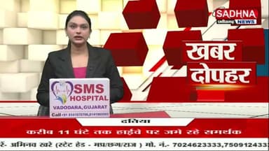 कानपुर नगर
सिविल लाइंस में पुलिसकर्मी और वकीलों के बीच मारपीट, एक सिपाही निलंबित
कानपुर के सिविल लाइंस क्षेत्र में पुलिसकर्मियों और वकीलों के बीच मारपीट का वीडियो सोशल मीडिया पर वायरल हो गया। मामले का संज्ञान लेते हुए ज्वाइंट सीपी (लॉ एंड ऑर्डर) विपिन टाडा ने कार्रवाई की है। डायल-112 में तैनात एक सिपाही को तत्काल प्रभाव से निलंबित कर दिया गया है, जबकि मारपीट में शामिल दूसरा सिपाही पहले से ही निलंबित बताया जा रहा है। मामले की जांच जारी है।