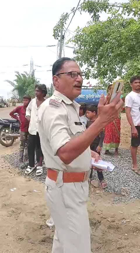 ग्राम सालीवाड़ा में अवैध कब्जा को बंद करवाने के लिये समस्त ग्रामवासी का प्रयास