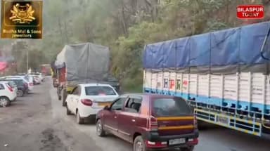 तेज रफ्तार पिकअप पुल की रेलिंग से टकराई, चालक घायल
#accident #वायरल #himachalpradesh #viralpost