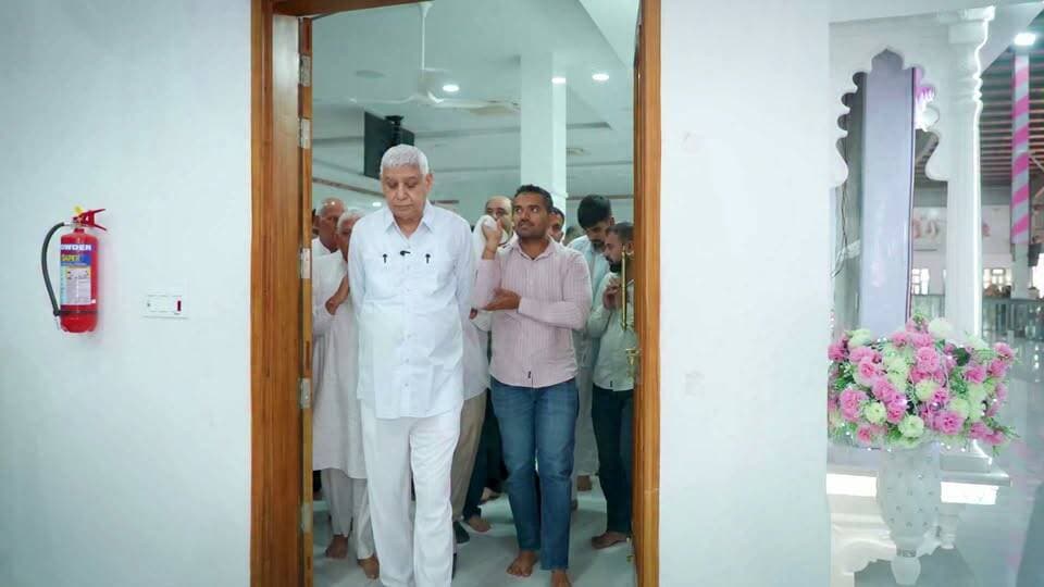 वरिष्ठ पुलिस अधिकारी भी पहुंचे संत रामपाल जी महाराज के दर्शन करने देखिए क्या कहा ! #SaintRampalJi