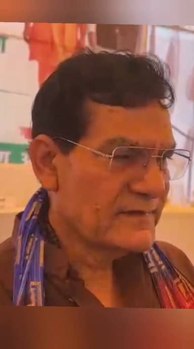 आजमगढ़ में वृक्षारोपण महायज्ञ: ऊर्जा मंत्री डॉ. ए.के. शर्मा ने लगाया पौधा, बोले- वृक्ष लगाएं और उनका संरक्षण भी करें, जनपद में 13 हजार स्थानों पर 65 वृक्षों को लगाने का लक्ष्य
https://abckhabar.in/?p=6533