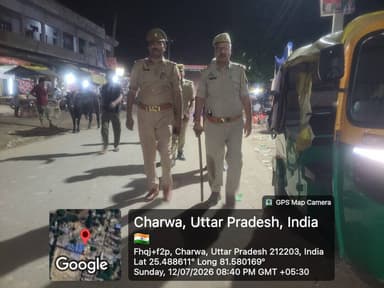 जनपद में शांति एवं कानून व्यवस्था को सुदृढ़ बनाए रखने हेतु #SP_कौशाम्बी के निर्देशन में थाना चरवा पुलिस टीम द्वारा भीड़भाड़ एवं मिश्रित आबादी वाले क्षेत्र में पैदल गस्त की गई तथा आमजनमानस को भयमुक्त माहौल के लिए आश्वस्त किया गया।
#UPPolice
#kaushambipolice https://t.co/DChdNdR7aF