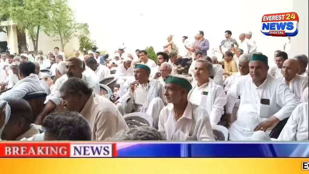 🚨 ब्रेकिंग न्यूज़ 🚨
दिल्ली देहरादून हाइवे पर 15 अगस्त को होगा बड़ा शक्ति प्रदर्शन,
ट्रैक्टर लेकर हाईवे पर उतरेंगे किसान निकलेगी तिरंगा यात्रा
गांगनौली धरने में बड़ा फैसला, 15 अगस्त तक ऐसे ही जारी रहेगा आंदोलन।
नरेश टिकैत बोले—पुराने कट से दिल्ली देहरादून हाइवे पर ट्रैक्टर चढ़ेंगे और दूसरी साइड नए कट से नीचे उतरेंगे सभी ट्रैक्टरों पर तिरंगा होगा। धरना समिति जल्द जयंत चौधरी और नितिन गडकरी से भी करेगी मुलाकात।
#Gangnauli #baghpat_up17 #Baghpat #BhartiyaKisanUnion #NareshTikait #ankushrathi
Bijnder Singh Rakesh Tikait Bhaskar Samachar Jayant Singh Chaudhary Gaurav Baliyan Tikait प्रताप राज आर्य Dr. Ajay Kumar DrGaurav Baraut Ch Nitin Panwar Subhash Pahlwan Asia Champion Chaudhary Narendra Singh Panwar Dheeraj Rathi Amrish Baliyan Sitaram Farming Satish Rathi