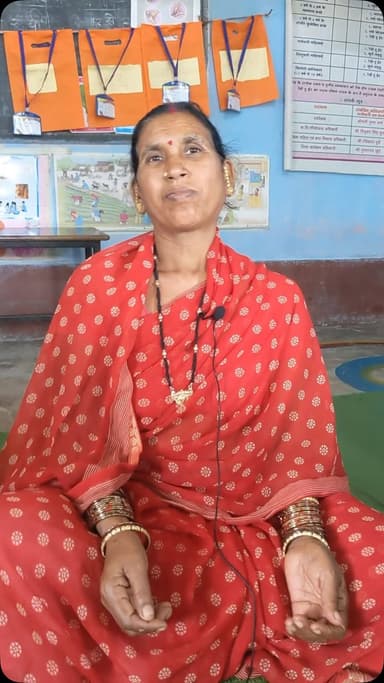 महतारी वंदन योजना से हर माह मिलने वाली सहायता राशि महिलाओं को आर्थिक संबल, आत्मनिर्भरता और सम्मान का नया आधार दे रही है। यह योजना परिवार की जरूरतों को पूरा करने के साथ महिलाओं के सशक्तिकरण की दिशा में प्रभावी कदम है।
#महतारी_वंदन_योजना #महिला_सशक्तिकरण #Chhattisgarh #VishnuDeoSai