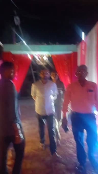 बीते 09 जुलाई 2026 को विभिन्न शादी समारोह में शामिल हुआ और वर-वधू को आर्शीवाद दिया...इसी दौरान एक वीडियो भी सूट किया गया...आपको कैसा लग रहा हैं काॅमेंट बांक्स में जरुर लिखें...धन्यवाद