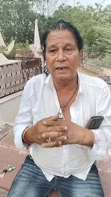 बारिश की कामना को लेकर चिंतित लोग