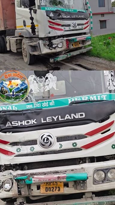 एनएच-707 से जुड़ी किशनकोट-बांगरण सड़क पर दो ट्रकों की भीषण भिड़ंत, घंटों लगा जाम
ग्रामीण सड़क पर भारी वाहनों की आवाजाही पर फिर उठे सवाल, स्कूल बसें और दैनिक यात्री हुए परेशान