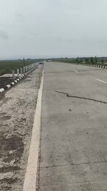 मुंगेर मिर्जाचौकी फोर लेन! उद्घाटन से पहले दरार !!जिस सड़क से विकास की रफ्तार बढ़नी थी, दिखा दरार