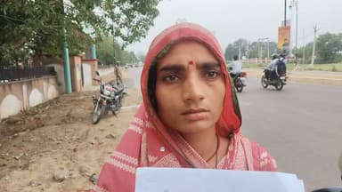 चित्रकूट जिले के भरतकूप थाना क्षेत्र अंतर्गत फाटापुरवा गांव की महिला चैना देवी पत्नी चंदन सिंह शिकायत लेकर पहुंची जिला अधिकारी पुलकित गर्ग के पास, पुलिस द्वारा न्याय नहीं मिलने पर, महिला ने बताया कि सार्वजनिक स्थान (रोड) में मार-पीट, प्रताड़ित करना एवं जान से मारने एवं मरवाने की धमकी, भरतकूप थाना, पुलिस अधीक्षक के पास जाने के बाद भी नहीं मिल रहा ,न्याय देने के सम्बन्ध में निष्पक्ष जांच एवं कानूनी कार्यवाही कराने हेतु दिया प्रार्थना पत्र।