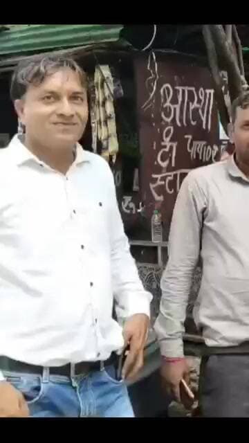 बच्चों को कम्प्यूटर सिखाने वाले ICT इंस्ट्रक्टर्स आज अपनी ही नौकरी के लिए संघर्ष कर रहे हैं।