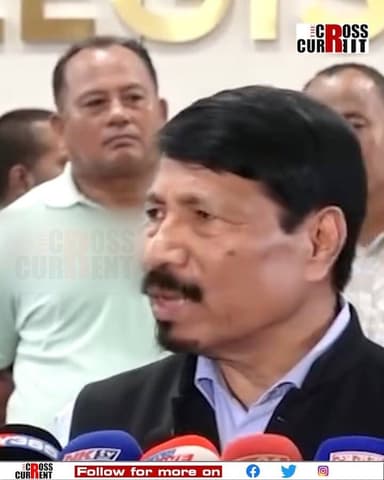 "বেআইনী কামৰ বাবে প্ৰণৱ দলেক গ্ৰেপ্তাৰ কৰা হৈছে। সেইবোৰ আইনৰ কথা। মই একো নকওঁ।"
থলুৱা লোকৰ ভূমিৰ অধিকাৰৰ বাবে মাত মাতি গ্ৰেপ্তাৰ হোৱা বোকাখাতৰ প্ৰণৱ দলেৰ সন্দৰ্ভত প্ৰতিক্ৰিয়া স্থানীয় বিধায়ক তথা পঞ্চায়ত আৰু গ্ৰামোন্নয়ন মন্ত্ৰী অতুল বৰাৰ।
