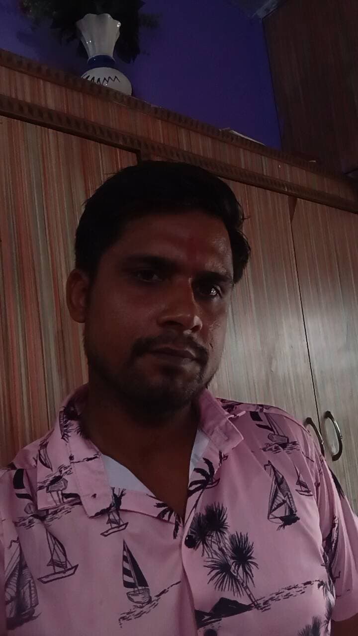के के पैलेस मैरिज होम अनूपशहर से 7जुलाई को पंकज शर्मा जी की ईको गाड़ी चोरी व्हाइट कलर कस्वा चौकी के पास मैरिज होम है।