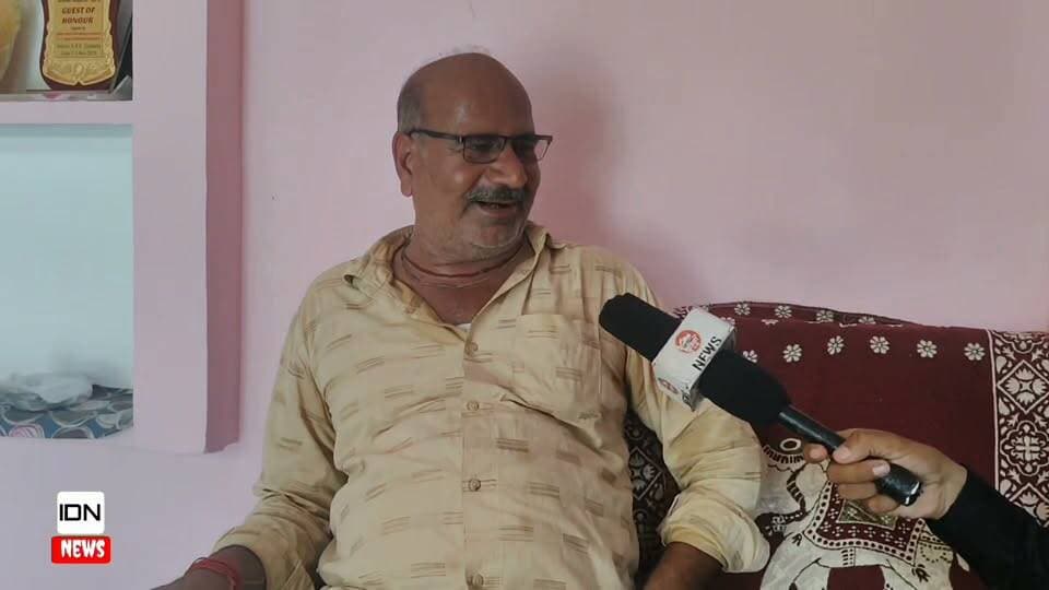शासन की योजनाओं से बदल रही विधवा ग्राम पंचायत की तस्वीर! ग्रामीणों को मिलीं विकास की कई नई सौगातें
#ललितपुर #विधवा_ग्राम_पंचायत #शासन_की_योजनाएं #नई_सौगातें #ग्रामीण_विकास #विकास_की_राह #सरकारी_योजनाएं #उत्तरप्रदेश #LalitpurNews #UPNews #IndiaDabangNews #BreakingNews #viralnews