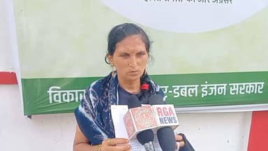 बरेली थाना सुभाष नगर की रहने वाली महिला ने वरिष्ठ पुलिस अधीक्षक से शिकायत की है उन्होंने बताया कि उनके पति दूसरी औरत को रखता है
#बरेलीन्यूज़लाइव