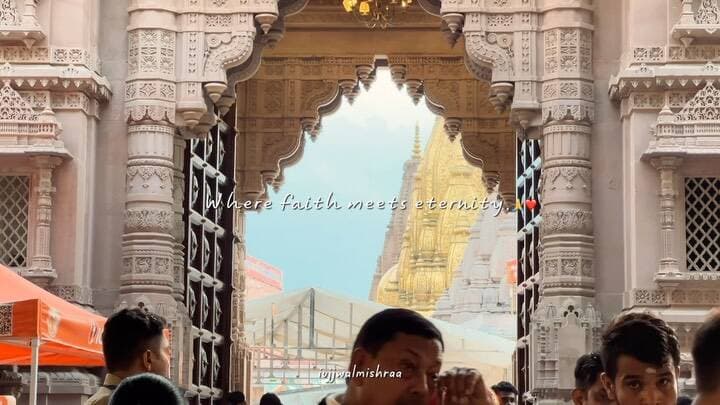 काशी 🕉️
Follow for more @iujjwalmishraa
#kashi #varanasi #kashivishwanath #gangaaarti #cinematography