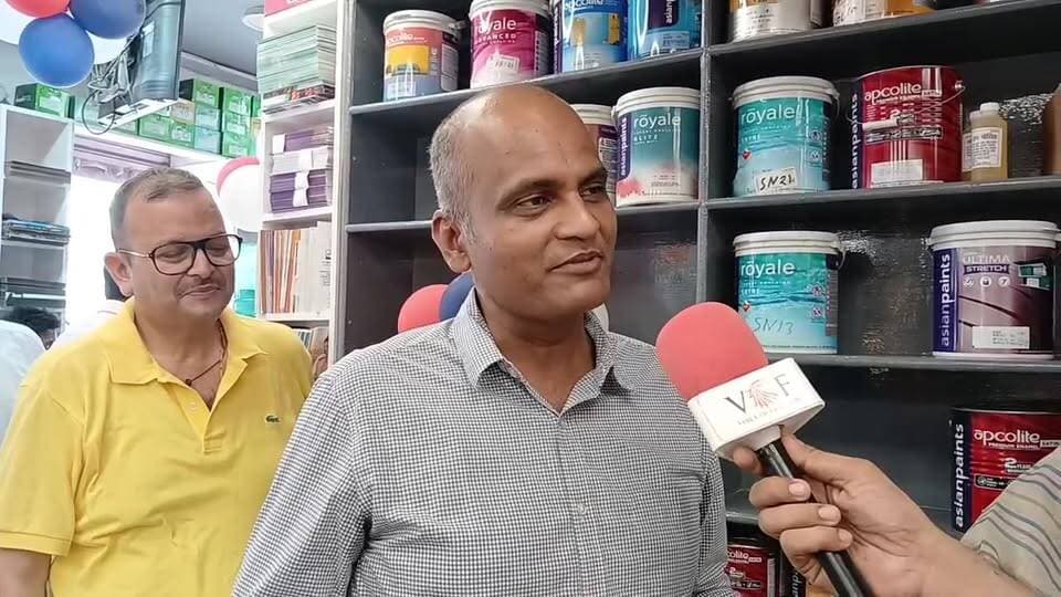 हर घर कुछ कहता है …
एशियन पेंट्स ने शुरू किया अपना कलर क्यूब
कैसे दिखेंगे रंग दीवार और दरवाज़ों पर यह महसूस करना है तो आयें ओसवाल पेंट्स एंड हार्डवेयर
#AsianPaints
#HarGharKuchKehtaHai
#ColourCube
#ColorYourDreams
#HomeDecor
#InteriorDesign
#WallColors
#HomeMakeover
#PaintInspiration
#OswalPaints
#OswalPaintsAndHardware
#Faridabad
#voiceoffaridabad
#voiceoffreedom