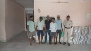 लखीसराय में तीन शराब तस्कर एवं दो शराबी को पुलिस ने किया गिरफ्तार #bihar #lakhisarai #crime #exise