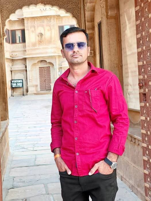 अजीज मित्र, विपरीत परिस्थियों में हमेशा मुस्कुराकर बात करने वाले, AAO PC Karwasra को जन्म दिन की हार्दिक शुभकामनाएं 🎉🎉🎉....