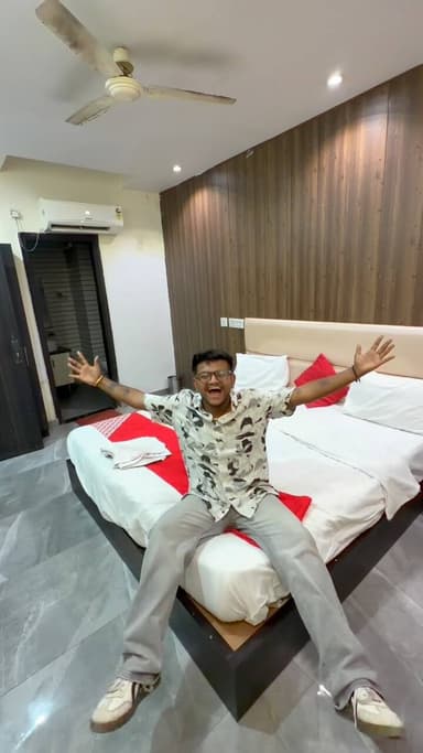 599₹/- में Luxury AC Rooms 😱😱
Faridabad 📍
☎️📞8076631242
Location : Old Faridabad Railway Station / Faridabad
Follow For More : @fbd_mohit ❤️