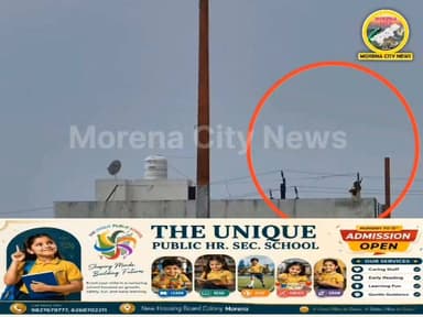 मुरैना में खेत पर कब्जे को लेकर फा.यरिंग, VIDEO आया सामने, जान से मा.रने की धमकी का आरोप
मुरैना: शहर के सिविल लाइन थाना क्षेत्र में अंबाह बाइपास स्थित सीवर प्लांट के पास खेत विवाद के दौरान कथित फा.यरिंग का मामला सामने आया है। फरियादी गिर्राज शर्मा ने संदीप परमार, हरी सिंह राठौर, मनदीप परमार, मुन्नालाल राठौर, संदीप राठौर, राजू राठौर सहित अन्य पर खेत पर कब्जा करने की कोशिश, फा.यरिंग करने और जान से मा.रने की धमकी देकर खेत से भगाने का आरोप लगाया है। घटना का वीडियो भी सामने आया है।
टीआई उदयभान यादव ने बताया कि शिकायत के आधार पर मामला दर्ज कर लिया गया है, वीडियो की जांच की जा रही है और आरोपियों की तलाश जारी है।
#morena #मुरैना #पुलिस