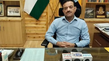 बालू में बरामद चिट्टे के मामले में कुछ और भी है राडार पर, एसपी विजय कुमार सकलानी ने कहा कि काफी अरसे से नज़र रखी जा रही थी । Ajay Himachal News #spchamba DC Chamba