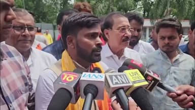 बांकीपुर विधानसभा से भाजपा प्रत्यासी दावा कर रहे हैं कि वे अपने नितिन भइया ( राष्ट्रीय अध्यक्ष ) को जिताते रहे हैं और अब स्वयं मैदान में है मगर " कार्य " और " कार " में फर्क महसूस नही कर पा रहे हैं..
#Bharatcrimelivenews
#viral #navvani #followers