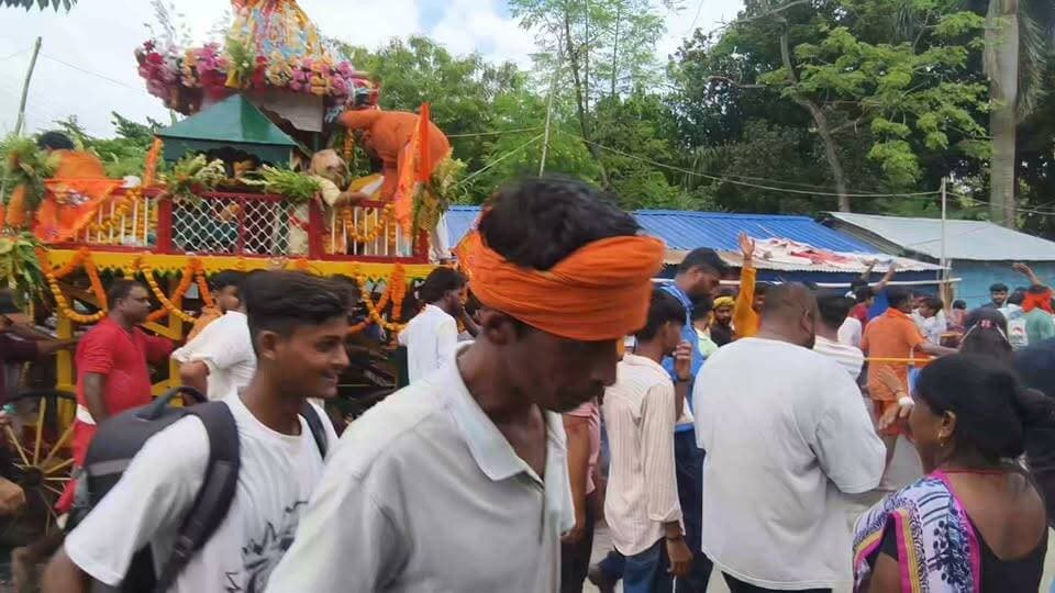 पूर्णिया में धूमधाम से निकली भगवान जगन्नाथ की पावन रथ यात्रा....
#Purnea #JagannathRathYatra #JaiJagannath #PurneaCentralNews #BiharNews #RathYatra #SanatanDharma #BreakingNews