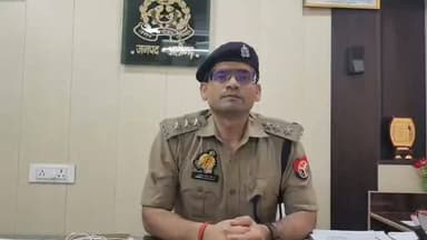 #अलीगढ़ थाना #दादों #ग्राम कसेर में एक पक्ष की महिला हरा चारा लेकर जा रही थी, द्वितीय पक्ष की खुली भैंस द्वारा चारा खाने का प्रयास किया गया, इसी प्रयास में महिला गिर गई ।महिला द्वारा विपक्षी को कुछ बोला गया, इसी बात को लेकर दोनों पक्षों में झगड़ा व मारपीट हो गई । इस सम्बन्ध में #क्षेत्राधिकारी #छर्रा अनिवेश द्वारा दी गई जानकारी.....