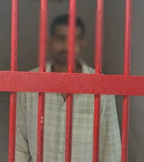 <nis:link nis:type=tag nis:id=gorakhpurpolice nis:value=gorakhpurpolice nis:enabled=true nis:link/>
<nis:link nis:type=tag nis:id=policeaciton nis:value=PoliceAciton nis:enabled=true nis:link/>
➡️घर में अवैध रूप से प्रवेश कर धमकाने का अपराध कारित करने के आरोप में अभियुक्त रियाजुद्दीन को <nis:link nis:type=tag nis:id=psgulariha nis:value=PsGulariha nis:enabled=true nis:link/> पुलिस द्वारा गिरफ्तार किया गया ।
<nis:link nis:type=tag nis:id=uppolice nis:value=UPPolice nis:enabled=true nis:link/>
@dgpup @AdgGkr @adgzonegkr @diggorakhpur https://t.co/19diuaWkra