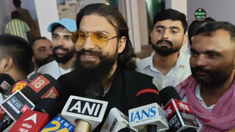 सदर विधायक रहते पहली बार दिशा समिति की बैठक में पहुंचे अब्बास अंसारी, जनहित के मुद्दों को प्रमुखता से उठाया #खबरेंअभीतक #KhabareAbhiTak #Mau #MauNews #AbbasAnsari #DishaCommittee #MauMLA