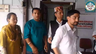 साच पंचायत की प्रधान दीपिका के प्रमाणपत्र (सर्टिफिकेट) का मामला अब चंबा तहसील पहुंच गया है। मामले में आगे क्या कार्रवाई होती
अभी फिलहाल तहसीलदार कार्यालय में मौजूद नहीं थे उसके बाद क्या बोले प्रधान व अधिवक्ता देखिए #phar #dhan #GP #sach #tehseeldar #sadar #chamba #HP