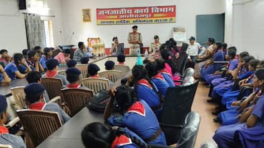 नशा मुक्ति अभियान 2.0 के तहत विद्यार्थियों को किया जागरूक, यातायात नियमों का भी दिया संदेश
#JansamparkMP
#Alirajpur https://t.co/DeYFvA7rHG
