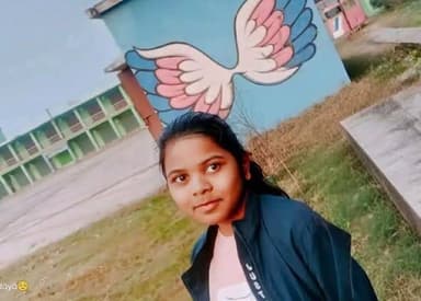 #_ଫୋଟୋରେ_ଖବର_
ବରଗଡ଼ ଜିଲ୍ଲା ସୋହେଲା ବ୍ଲକ ଅନ୍ତର୍ଗତ ସରକଣ୍ଡା ଗ୍ରାମ ର ଜଣେ ସାଧାରଣ ଚାଷୀ ବିଦେଶୀ ବାରିକ ଙ୍କ ଝିଅ ନୈନା ବାରିକ NEET ପରିକ୍ଷା ରେ ସର୍ବଭାରତୀୟ କୃତକାର୍ଯ୍ଯ ହୋଇଛନ୍ତି।
#neetexam #neetresult #indianmedical #sohela #viralpost #medical #ଏକ୍ଜାମ #viralphoto