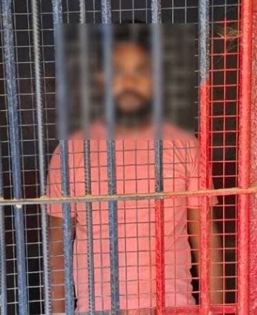 <nis:link nis:type=tag nis:id=gorakhpurpolice nis:value=gorakhpurpolice nis:enabled=true nis:link/>
<nis:link nis:type=tag nis:id=policeaciton nis:value=PoliceAciton nis:enabled=true nis:link/>
➡️चोरी का अपराध कारित करने के आरोप में <nis:link nis:type=tag nis:id=pscampierganj nis:value=PsCampierganj nis:enabled=true nis:link/> पुलिस द्वारा अभियुक्त सोनू राज को गिरफ्तार किया गया व 02 नफर बाल अपचारी को पुलिस अभिरक्षा में लिया गया।
➡️कब्जे से विद्यालय की रसोई से चोरी सामान व पैसे बरामद
<nis:link nis:type=tag nis:id=uppolice nis:value=UPPolice nis:enabled=true nis:link/>
@dgpup @AdgGkr @adgzonegkr @diggorakhpur