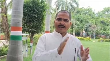 जौहर यूनिवर्सिटी मुद्दे पर ए. एस. नोमानी ने समाजवादी पार्टी से पूछा सवाल, कहा— क्या विरोध सिर्फ सोशल मीडिया तक सीमित रहेगा?
बांदा। बुंदेलखंड इंसाफ सेना के राष्ट्रीय अध्यक्ष ए. एस. नोमानी ने रामपुर स्थित मौलाना मोहम्मद अली जौहर यूनिवर्सिटी पर चल रही प्रशासनिक कार्रवाई को लेकर समाजवादी पार्टी के राष्ट्रीय अध्यक्ष अखिलेश यादव से कई सवाल उठाए हैं।
नोमानी ने कहा कि यदि समाजवादी पार्टी का मानना है कि जौहर यूनिवर्सिटी के साथ अन्याय हो रहा है, तो केवल सोशल मीडिया पर बयान देना पर्याप्त नहीं माना जा सकता। उनका कहना है कि लोकतांत्रिक व्यवस्था में धरना, प्रदर्शन, जनआंदोलन और व्यापक जनसंपर्क अभियान भी विपक्ष की महत्वपूर्ण जिम्मेदारी होती है।
उन्होंने कहा कि जौहर यूनिवर्सिटी केवल एक शिक्षण परिसर नहीं, बल्कि हजारों विद्यार्थियों की शिक्षा और भविष्य से जुड़ा संस्थान है। ऐसे में इस मुद्दे पर विपक्ष की स्पष्ट और ठोस रणनीति सामने आनी चाहिए।
ए. एस. नोमानी ने कहा कि यदि किसी शिक्षण संस्थान के साथ अन्याय होने का दावा किया जा रहा है, तो उसके समर्थन में संवैधानिक और शांतिपूर्ण लोकतांत्रिक आंदोलन चलाना भी लोकतांत्रिक प्रक्रिया का हिस्सा है।
उन्होंने अंत में कहा कि जनता यह जानना चाहती है कि क्या जौहर यूनिवर्सिटी के समर्थन में कोई बड़ा लोकतांत्रिक आंदोलन होगा, या विरोध केवल सोशल मीडिया तक ही सीमित रहेगा।
#SaveJauharUniversity #JusticeForAzamKhan #AkhileshYadav #SamajwadiParty #UPNews
