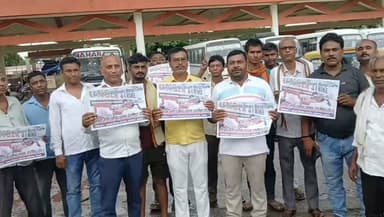 🚨 अरवल में सोनम वांगचुक के आंदोलन के समर्थन में उतरा अरवल विकास मंच! 🚨आज दिनांक 18 जुलाई 2026 को अरवल शहर में रेल आंदोलन के सूत्रधार व अरवल विकास मंच के अध्यक्ष मनोज सिंह यादव के नेतृत्व में केंद्र सरकार की शिक्षा नीति के खिलाफ एक विशाल आक्रोश मार्च निकाला गया।देश के भविष्य और शिक्षा व्यवस्था को बचाने के लिए नई दिल्ली के जंतर-मंतर पर पिछले 20 दिनों से आमरण अनशन कर रहे वरिष्ठ सामाजिक कार्यकर्ता सोनम वांगचुक के समर्थन में अरवल के युवाओं और सामाजिक कार्यकर्ताओं ने हुंकार भरी। मंच ने केंद्रीय शिक्षा मंत्री धर्मेंद्र प्रधान से नैतिकता के आधार पर तत्काल इस्तीफे की मांग की है।क्या देश की शिक्षा व्यवस्था में सुधार के लिए केंद्र सरकार को युवाओं की यह आवाज सुननी चाहिए? अपनी राय कमेंट में बताएं! 👇#SonamWangchuk #ArwalVikasManch Public ki Awaz Public Ki Awaz - News #RailAndolanArwal #ManojSinghYadav #DharmendraPradhan #EducationPolicy #ArwalNews #BiharStudents